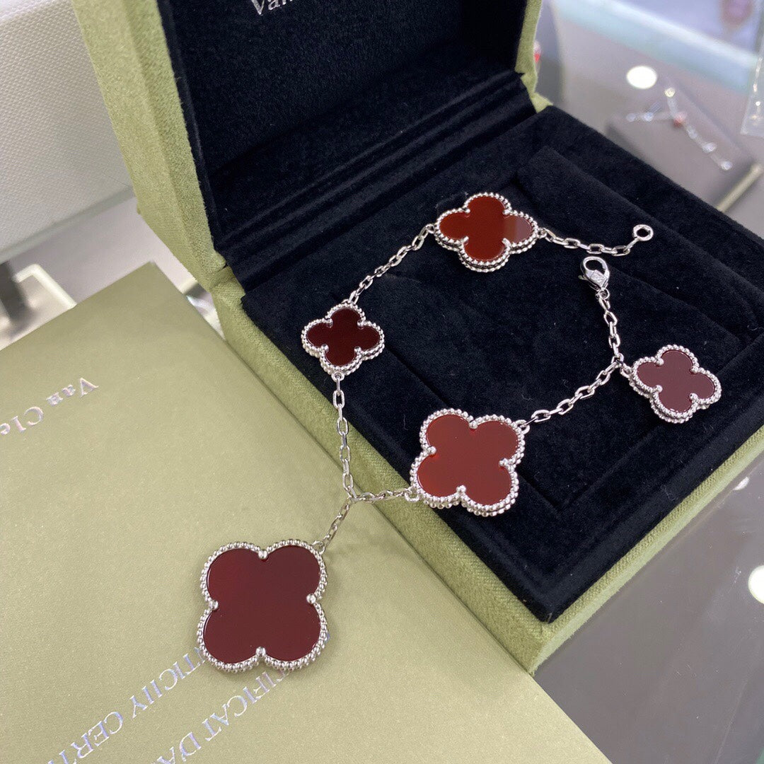 [Sophire Jewelry ]CLOVER 5 MOTIFS SIVLER CARNELIAN BRACELET