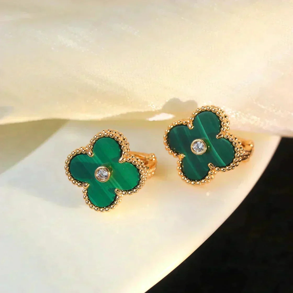 [Sophire Jewelry ]CLOVER MEDIUM 1 MOTIFS MALACHITE DIAMOND EARRINGS