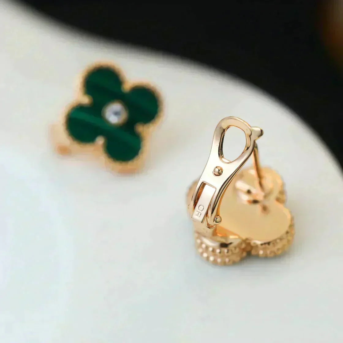 [Sophire Jewelry ]CLOVER MEDIUM 1 MOTIFS MALACHITE DIAMOND EARRINGS