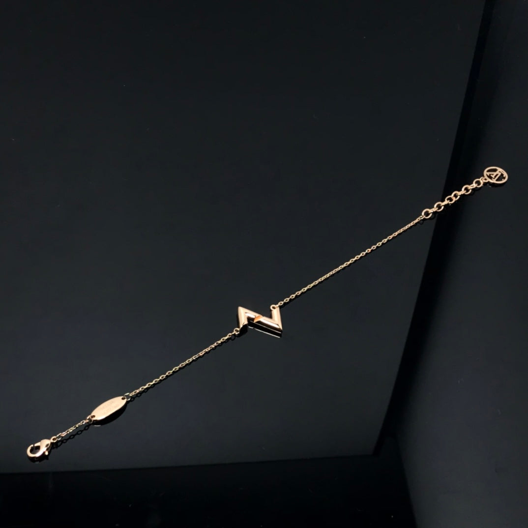 [Sophire Jewelry ]VOLT LV LOGO BRACELET