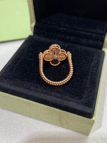 [Sophire Jewelry ]CLOVER RIVERSIBLE PINK GOLD RING