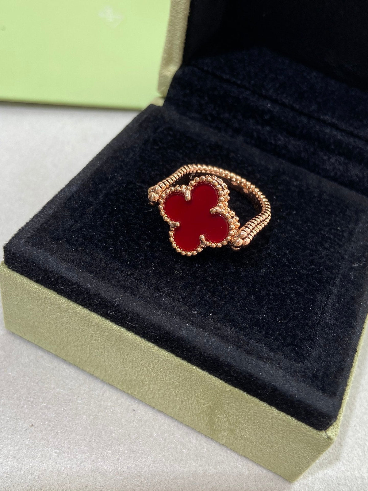 [Sophire Jewelry ]CLOVER RIVERSIBLE PINK GOLD RING