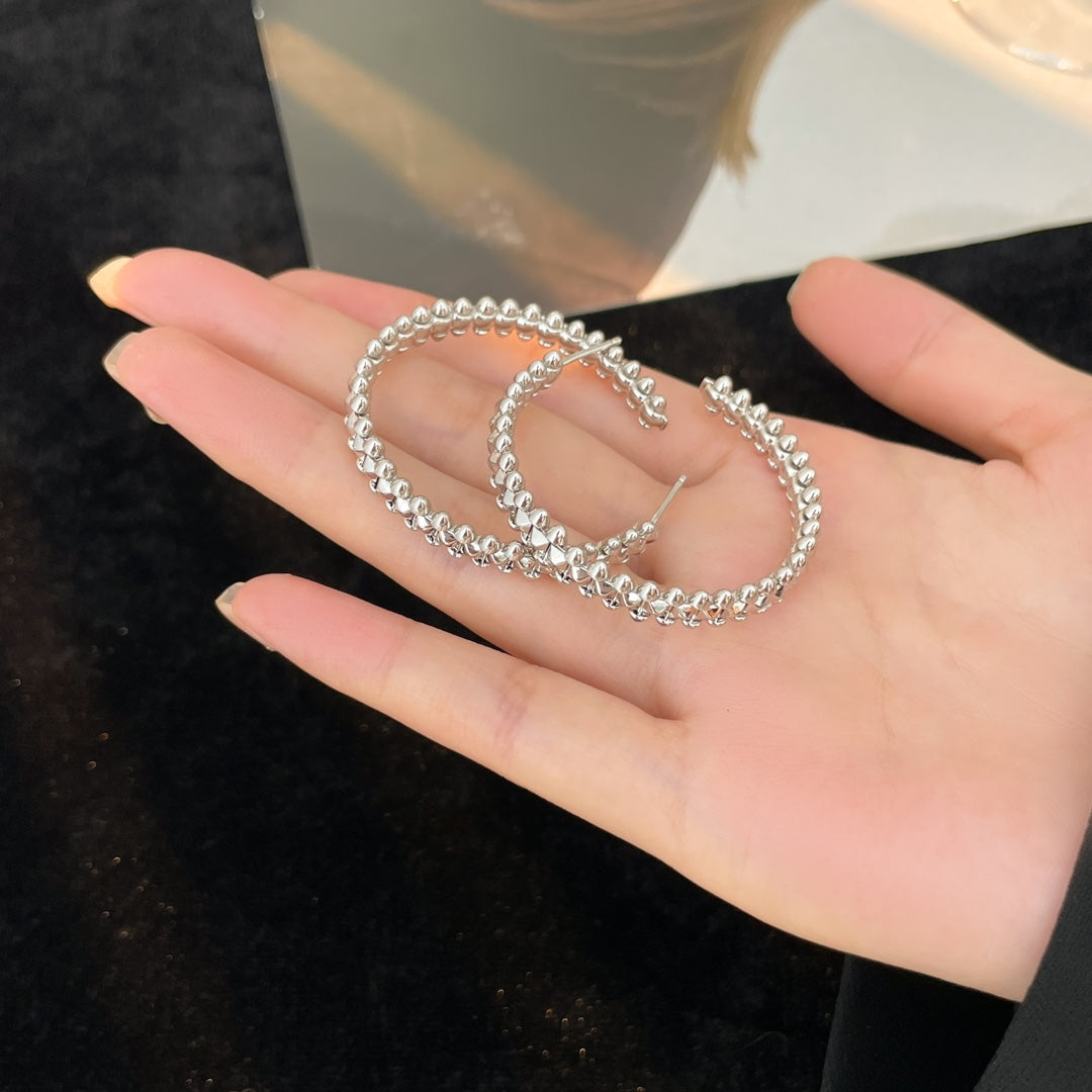 [Sophire Jewelry ]CLASH HOOP EARRINGS