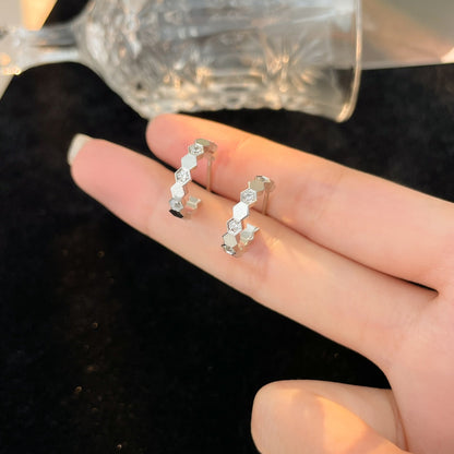 [Sophire Jewelry ]BEE LOVE DIAMOND HOOP EARRINGS