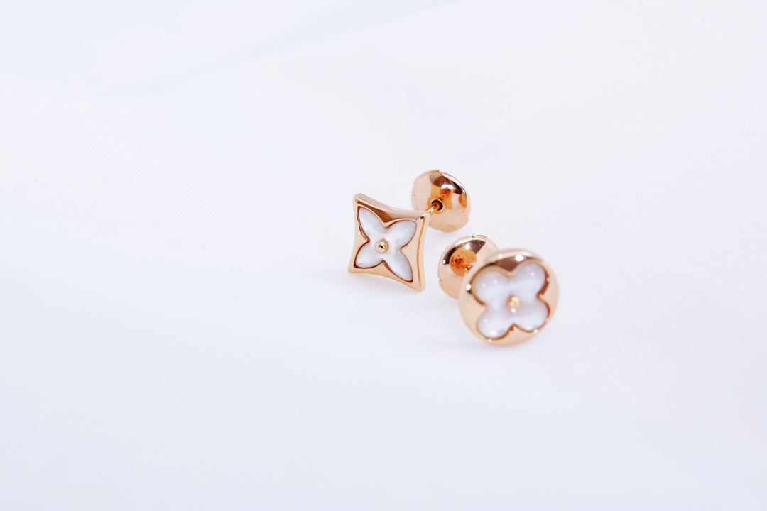 [Sophire Jewelry ]STAR AND SUN PINK GOLD MOP STUD EARRINGS