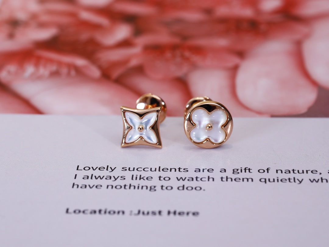 [Sophire Jewelry ]STAR AND SUN PINK GOLD MOP STUD EARRINGS