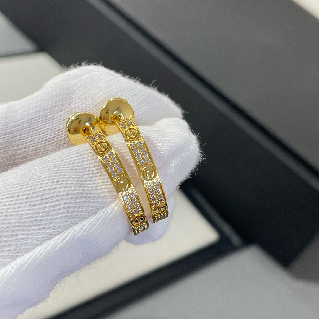 [Sophire Jewelry ]LOVE DIAMOND GOLD HOOP EARRINGS