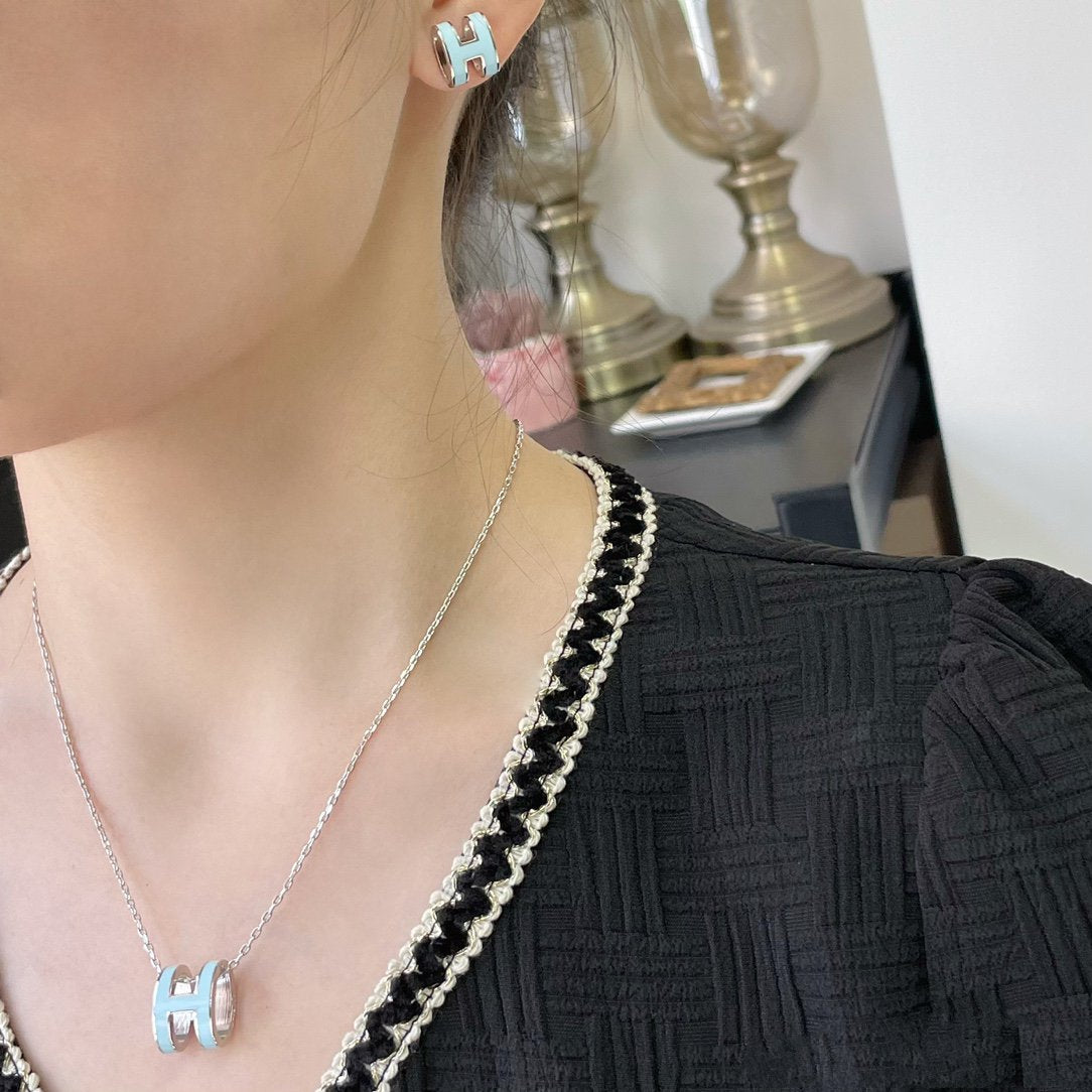 [Sophire Jewelry ]POP H SKY BLUE NECKLACE