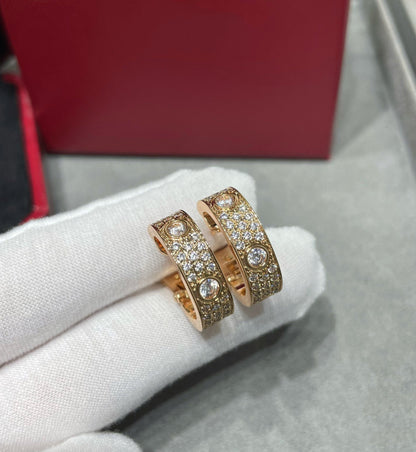 [Sophire Jewelry ]LOVE 5.5MM DIAMOND PAVED EARRINGS