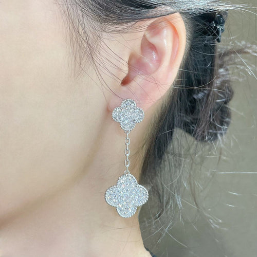 [Sophire Jewelry ]CLOVER 2 MOTIFS DIAMOND PAVED SILVER EARRINGS
