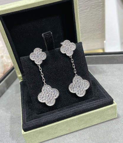 [Sophire Jewelry ]CLOVER 2 MOTIFS DIAMOND PAVED SILVER EARRINGS