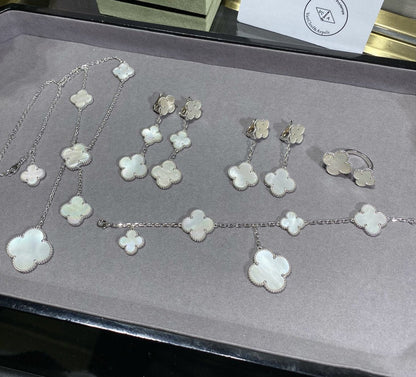 [Sophire Jewelry ]CLOVER 5 MOTIF WHITE MOP SILVER BRACELET
