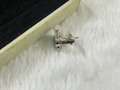 [Sophire Jewelry ]CLOVER PIETERSITE MEDIUM STUD EARRINGS