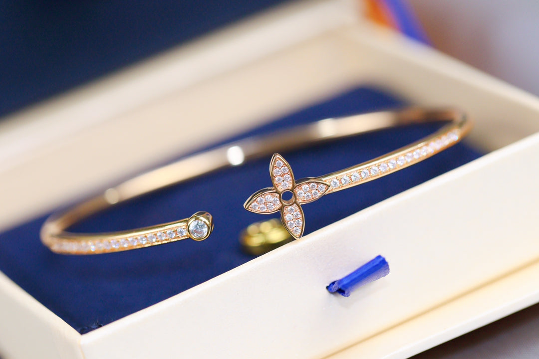 [Sophire Jewelry ]IDYLLE PINK GOLD OPEN BRACELET DIAMOND PAVED