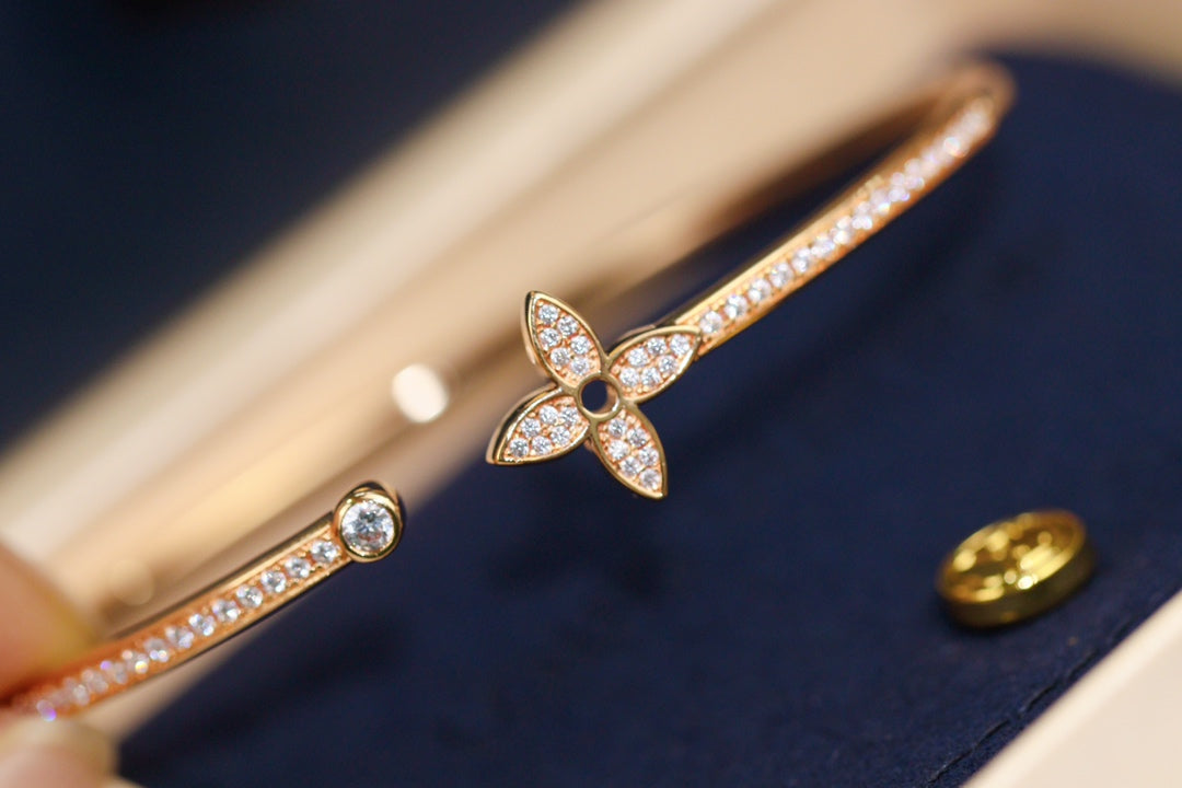 [Sophire Jewelry ]IDYLLE PINK GOLD OPEN BRACELET DIAMOND PAVED