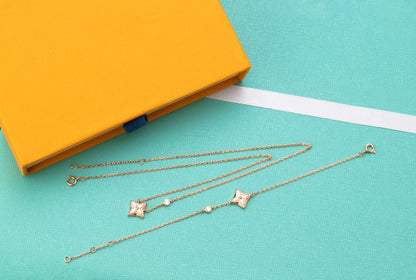 [Sophire Jewelry ]STAR PINK MOP 1 DIAMOND PINK GOLD NECKLACE