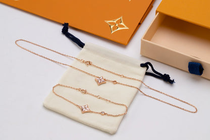 [Sophire Jewelry ]STAR PINK MOP 1 DIAMOND PINK GOLD NECKLACE