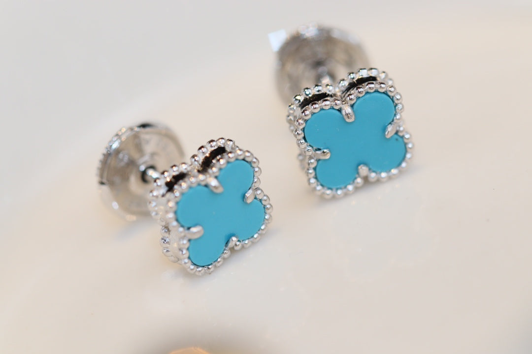 [Sophire Jewelry ]CLOVER MINI TURQUOISE SILVER STUD EARRINGS