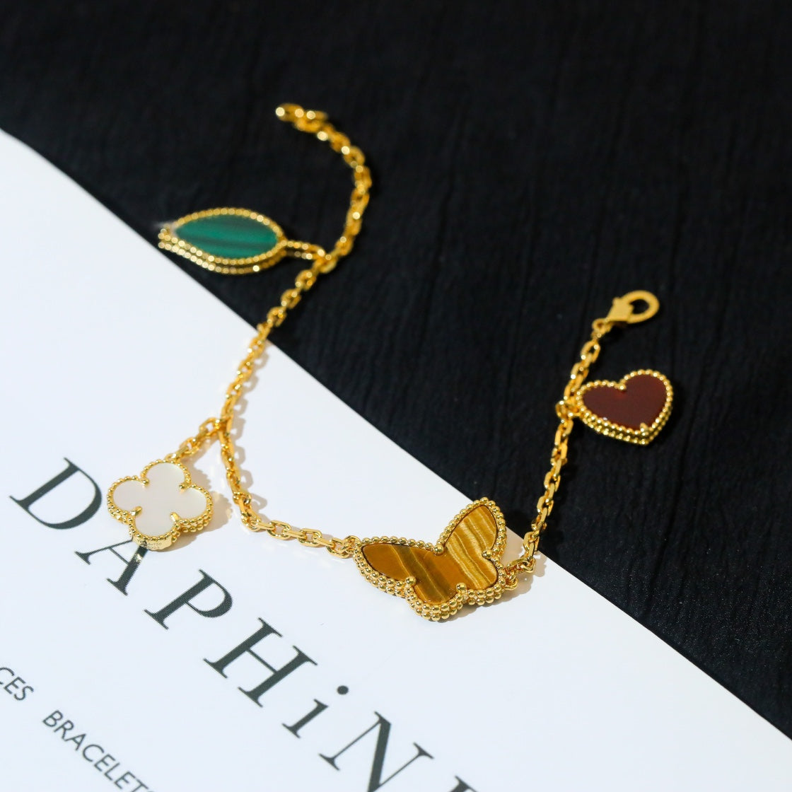 [Sophire Jewelry ]LUCKY SPRING 5 MOTIF GOLD BRACELET