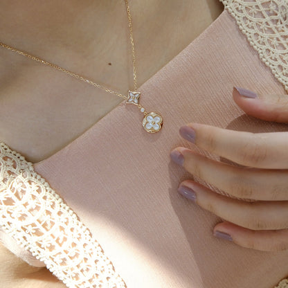 [Sophire Jewelry ]STAR AND SUN WHITE MOP 2 MOTIF PINK GOLD NECKLACE