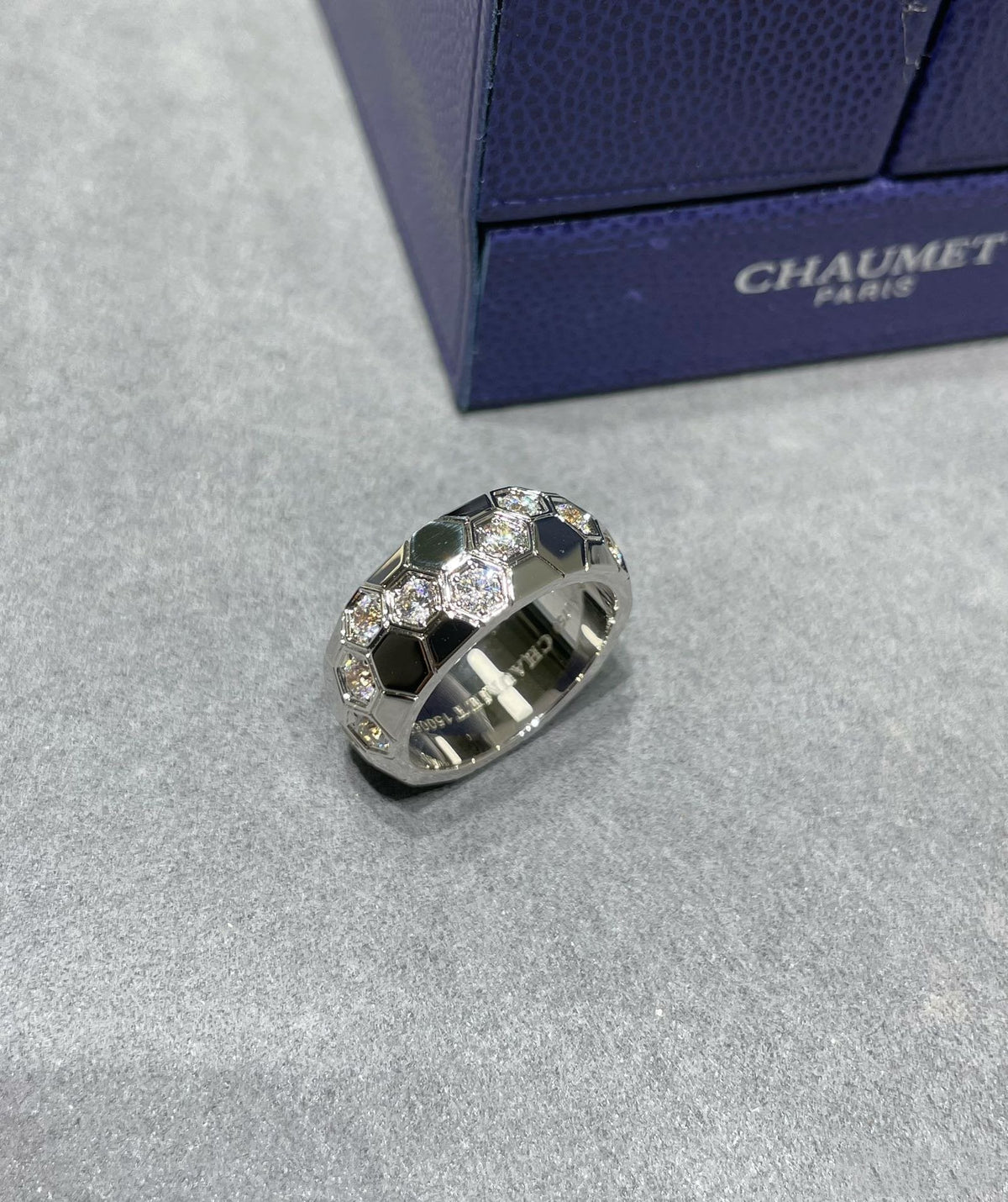 [Sophire Jewelry ]BEE LOVE DIAMOND LARGE RING