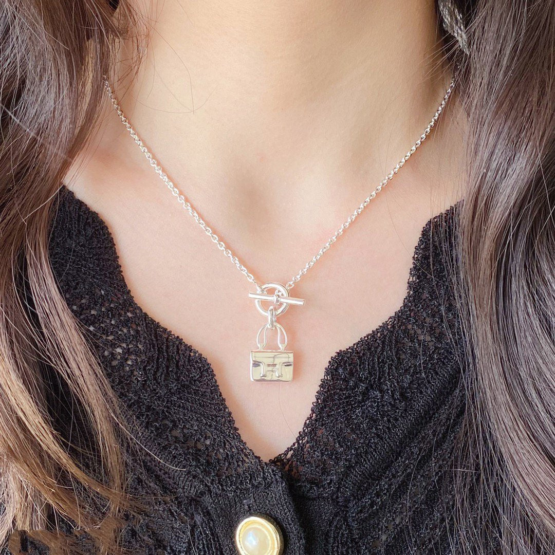 [Sophire Jewelry ]CONSTANCE PEDANT SILVER NECKLACE