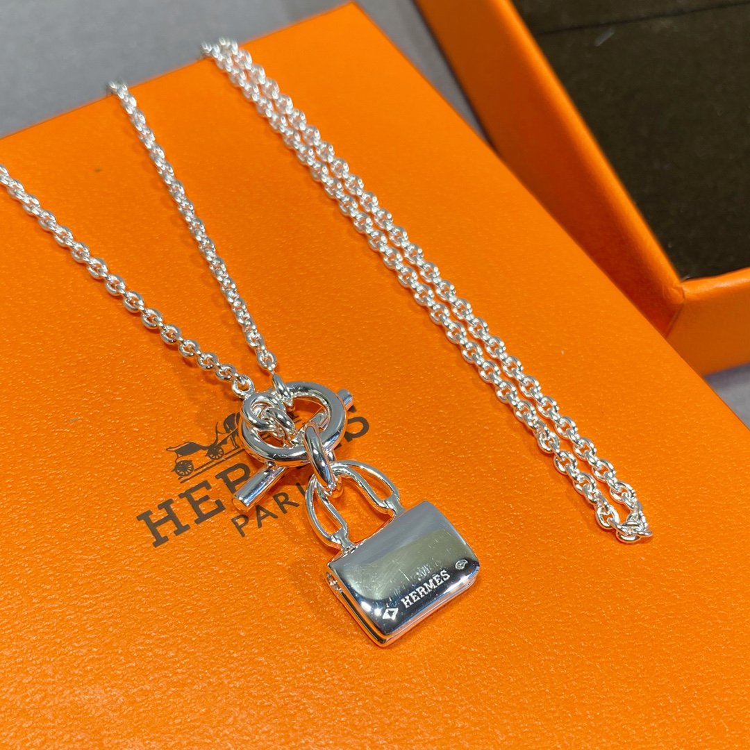 [Sophire Jewelry ]CONSTANCE PEDANT SILVER NECKLACE