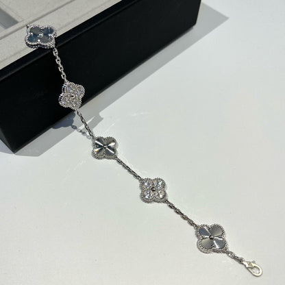 [Sophire Jewelry ] CLOVER 5 MOTIF LASER BRACELET COLLECTION