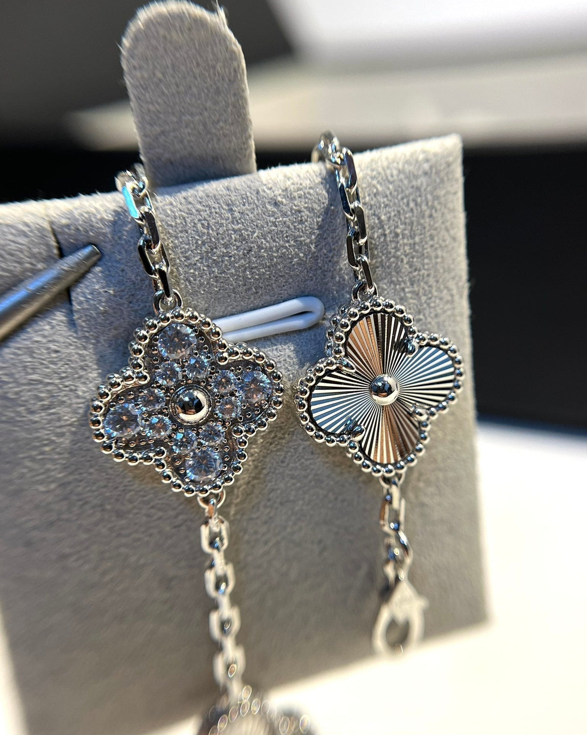 [Sophire Jewelry ] CLOVER 5 MOTIF LASER BRACELET COLLECTION