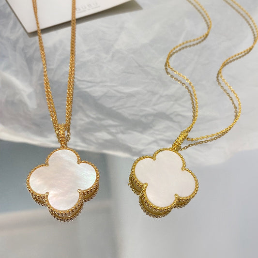 [Sophire Jewelry ]CLOVER 25MM MOP LARGE PENDANT NECKLACE