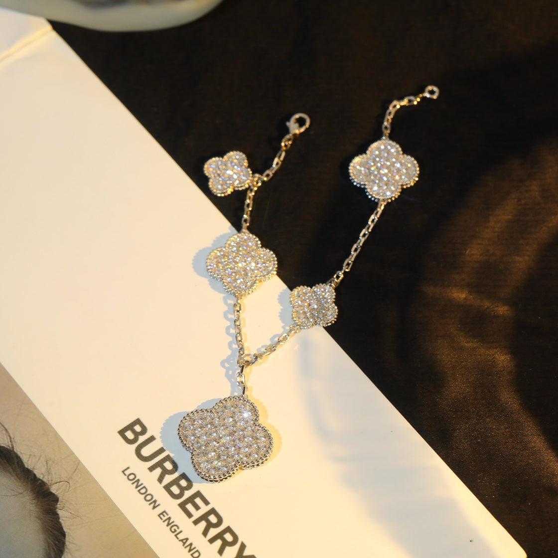 [Sophire Jewelry ]CLOVER BRACELET 5 MOTIF SILVER DIAMOND PAVED