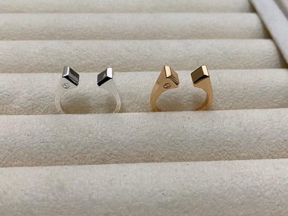[Sophire Jewelry]THE CONE RIVET RING IS OPEN AND ONE SIZE FITS ALL