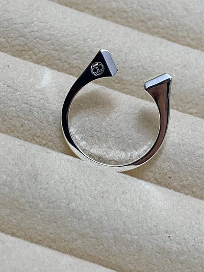 [Sophire Jewelry]THE CONE RIVET RING IS OPEN AND ONE SIZE FITS ALL
