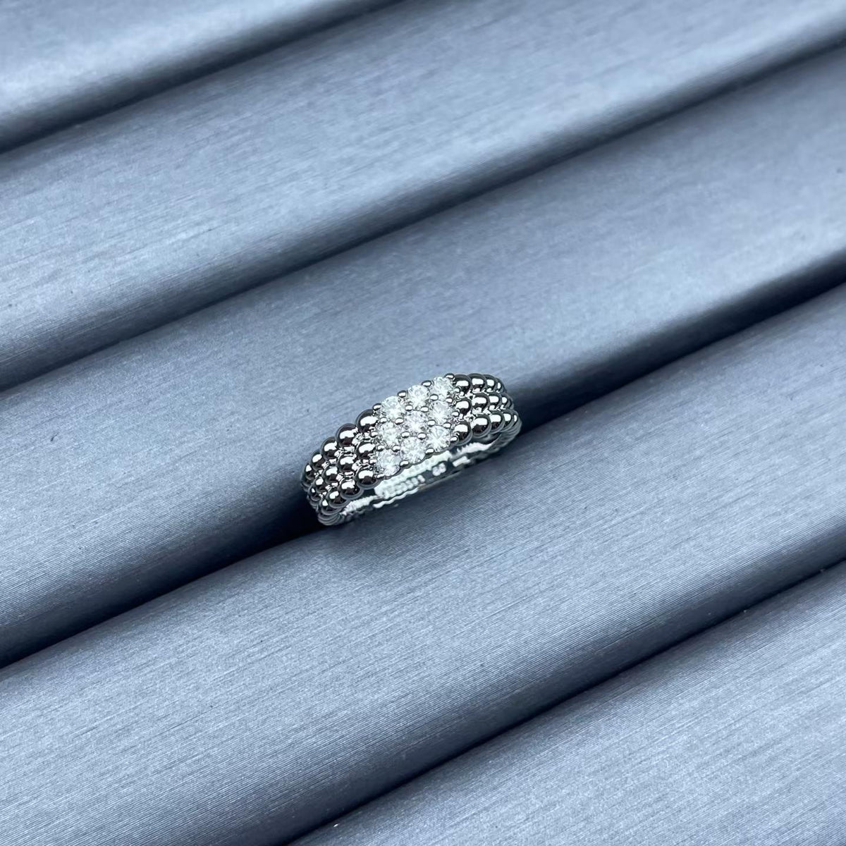 [Sophire Jewelry]NARROW BEADED RING WITH DIAMONDS