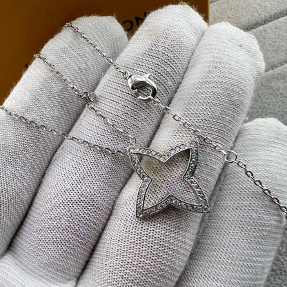 [Sophire Jewelry]FOUR-LEAF CLOVER OPENWORK NECKLACE