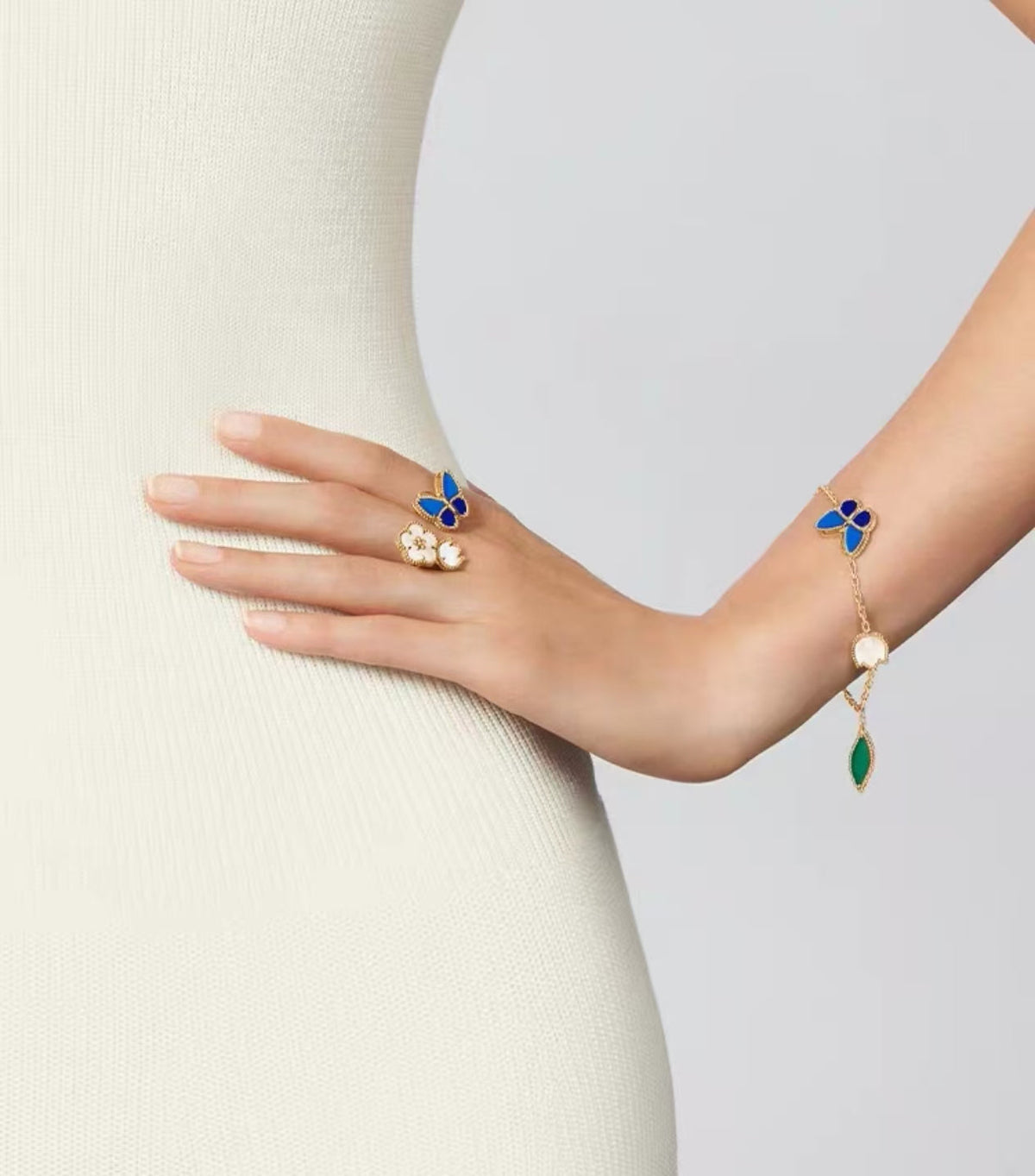 [Sophire Jewelry ]LUCKY SPRING GOLD BLUESTONE WHITE MOTHER-OF-PEARL BRACELET