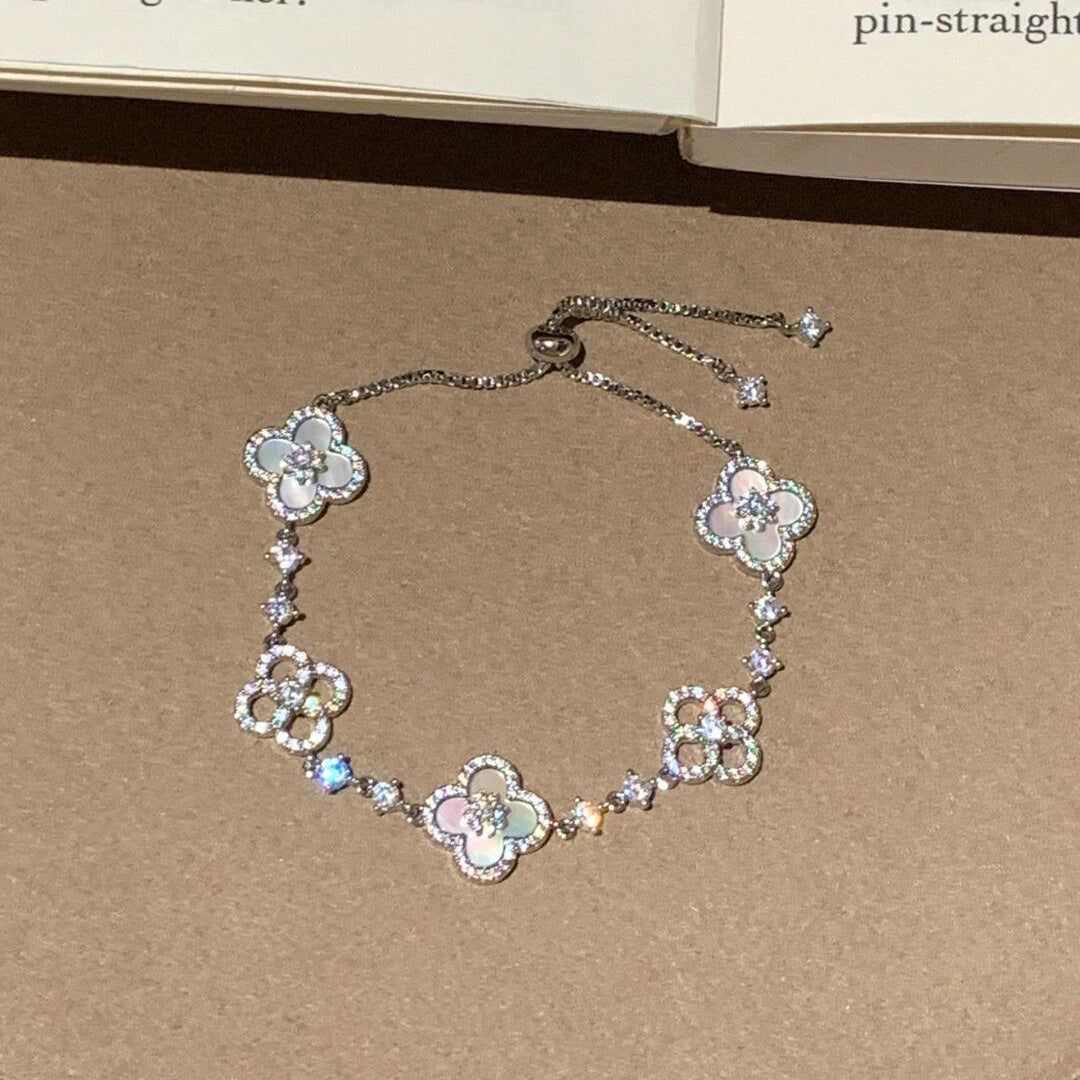 [Sophire Jewelry ]CLOVER 5 MOTIF PINK BLUE RED WHITE BRACELET