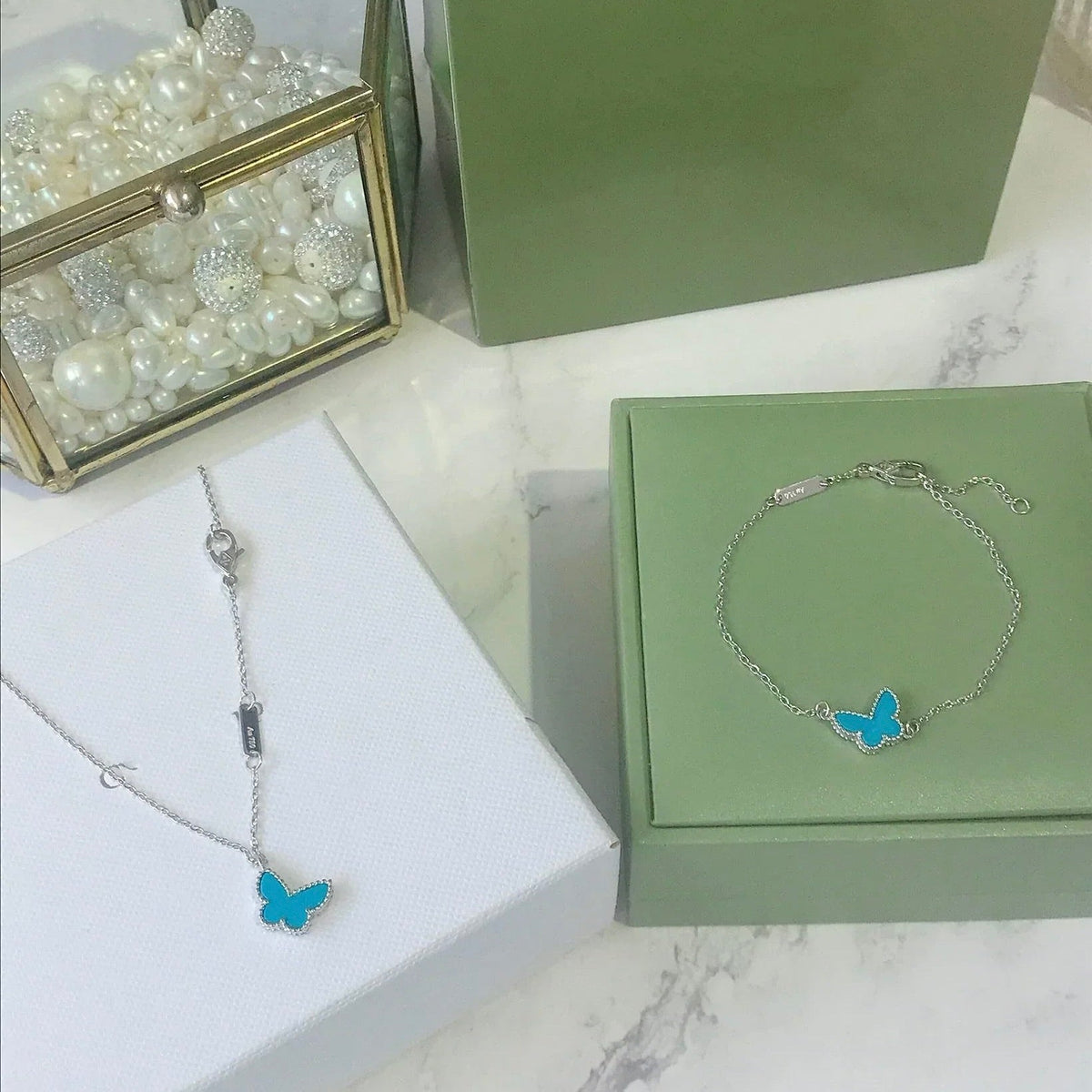 [Sophire Jewelry ]BUTTERFLY TURQUOISE BUTTERFLY BRACELET SILVER