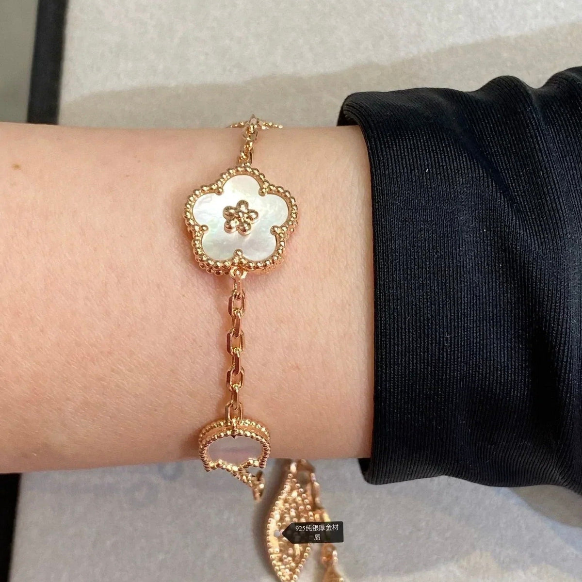 [Sophire Jewelry ]LUCKY SPRING 5 MOTIF BRACELET