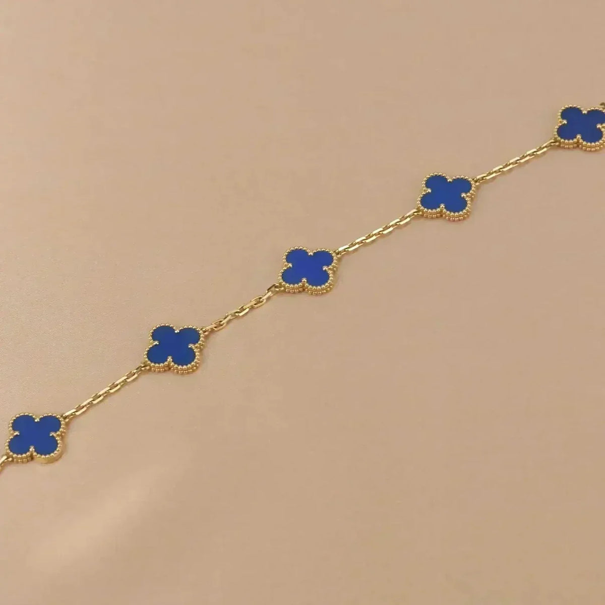 [Sophire Jewelry ] CLOVER 5 MOTIF BLUE AGATE BRACELET COLLECTION
