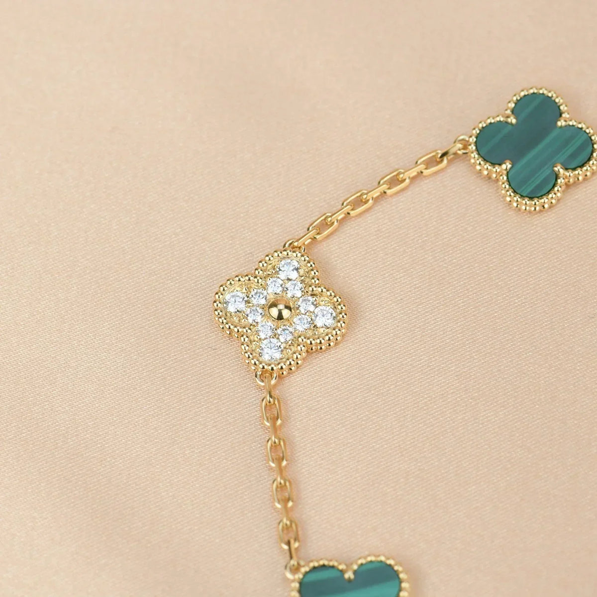 [Sophire Jewelry ] CLOVER 5 MOTIF MALACHITE BRACELET COLLECTION