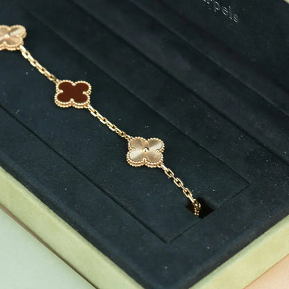 [Sophire Jewelry ] CLOVER 5 MOTIF RED CORNELIAN BRACELET COLLECTION
