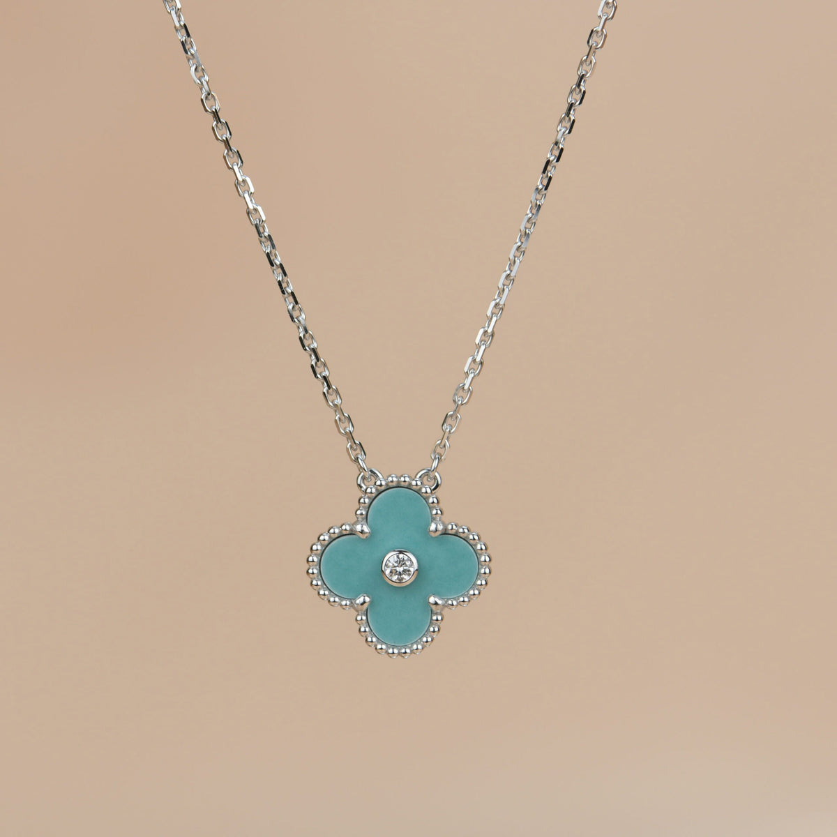 [Sophire Jewelry ]CLOVER 15MM DIAMOND SVRES PORCELAIN  NECKLACE SILVER