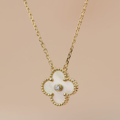 [Sophire Jewelry ]CLOVER 15MM DIAMOND GOLD MOTHER OF PEARL NECKLACE