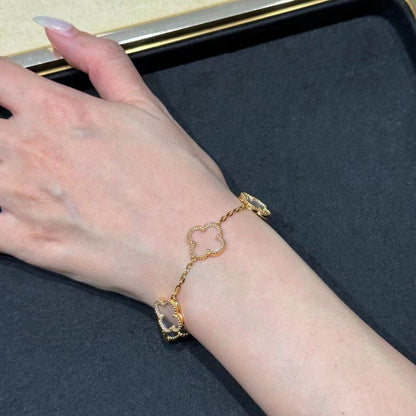[Sophire Jewelry ]CLOVER 5 MOTIF ROCK CRYSTAL BRACELET