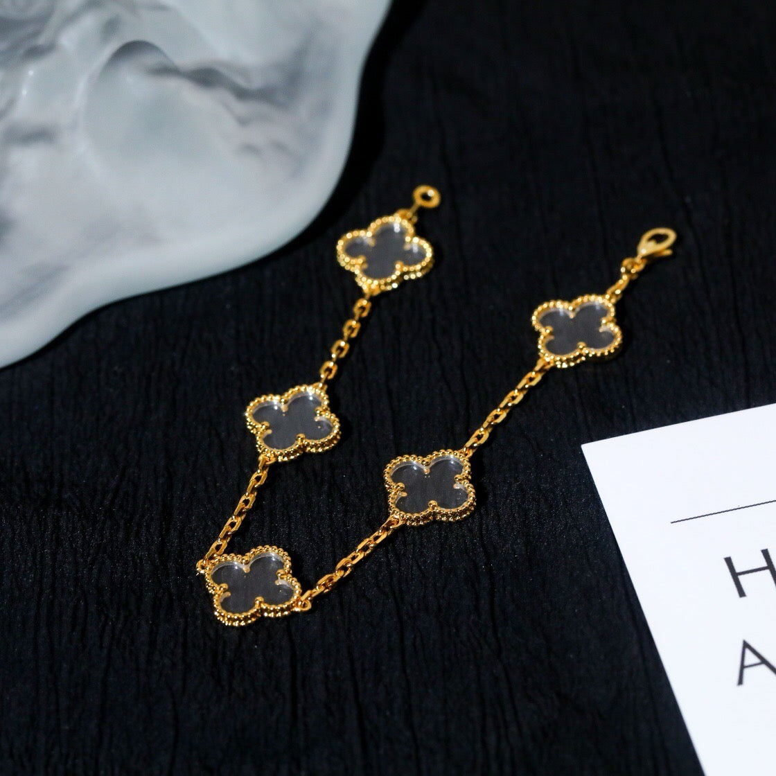 [Sophire Jewelry ]CLOVER 5 MOTIF ROCK CRYSTAL BRACELET
