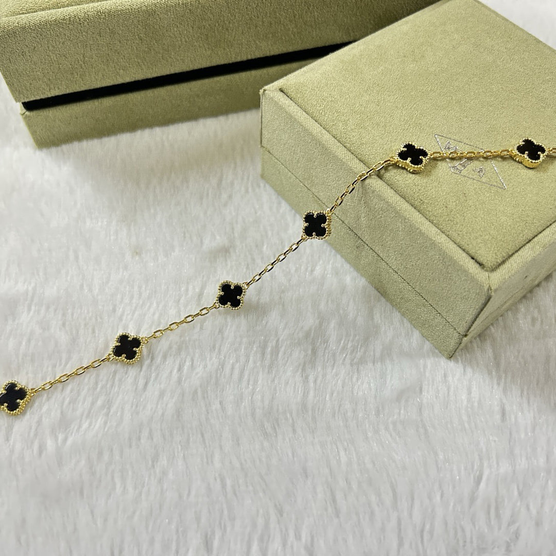 [Sophire Jewelry ]CLOVER 6 MOTIF  ONYXS BRACELET