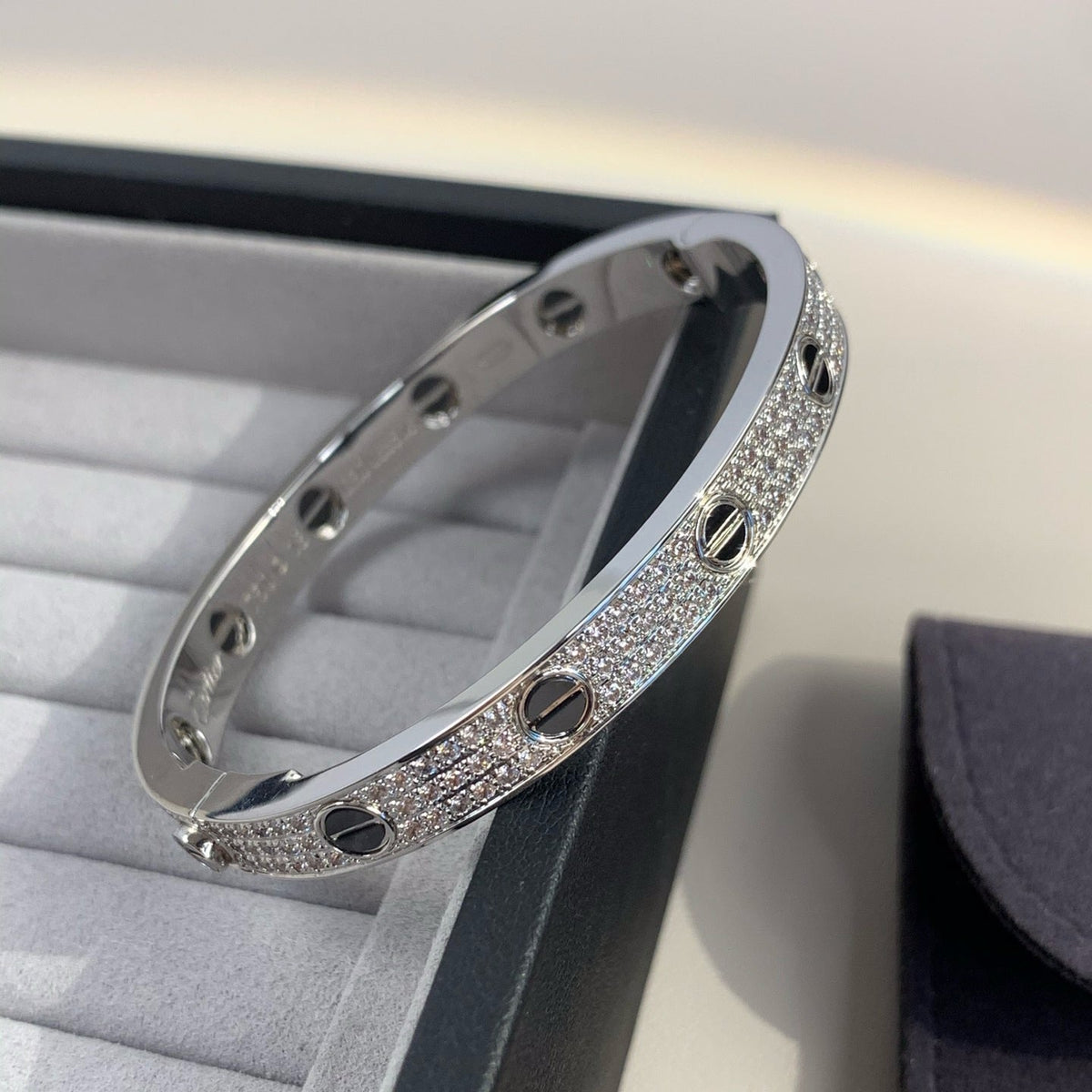[Sophire Jewelry ]LOVE BRACELET 6.1MM DIAMOND-PAVED CERAMIC