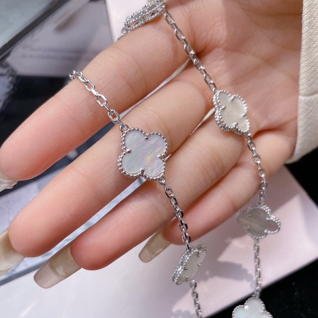 [Sophire Jewelry ]CLOVER 10 MOTIFS WHITE MOTHER OF PEARL NECKLACE