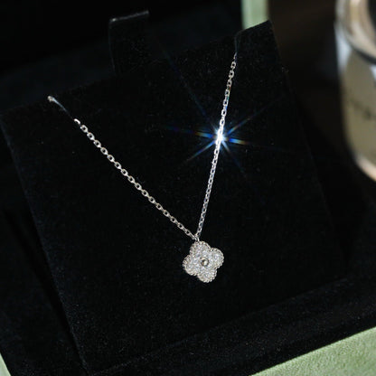 [Sophire Jewelry ]CLOVER MINI 9.5MM PENDANT DIAMOND NECKLACE